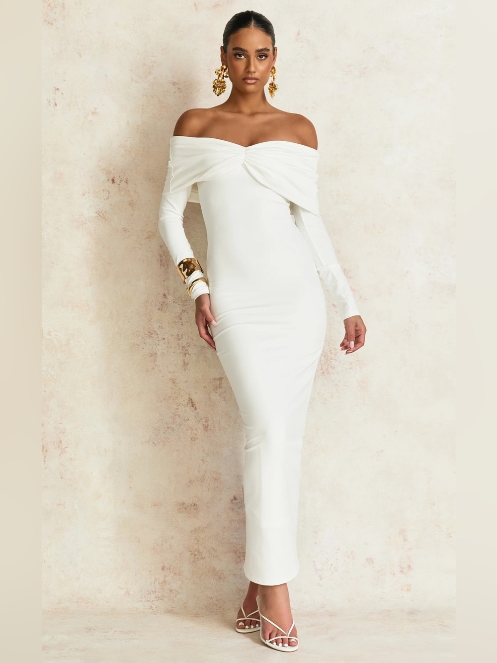 NWT Showpo Rani Off Shoulder Long Sleeve Bodycon Dress In Off White